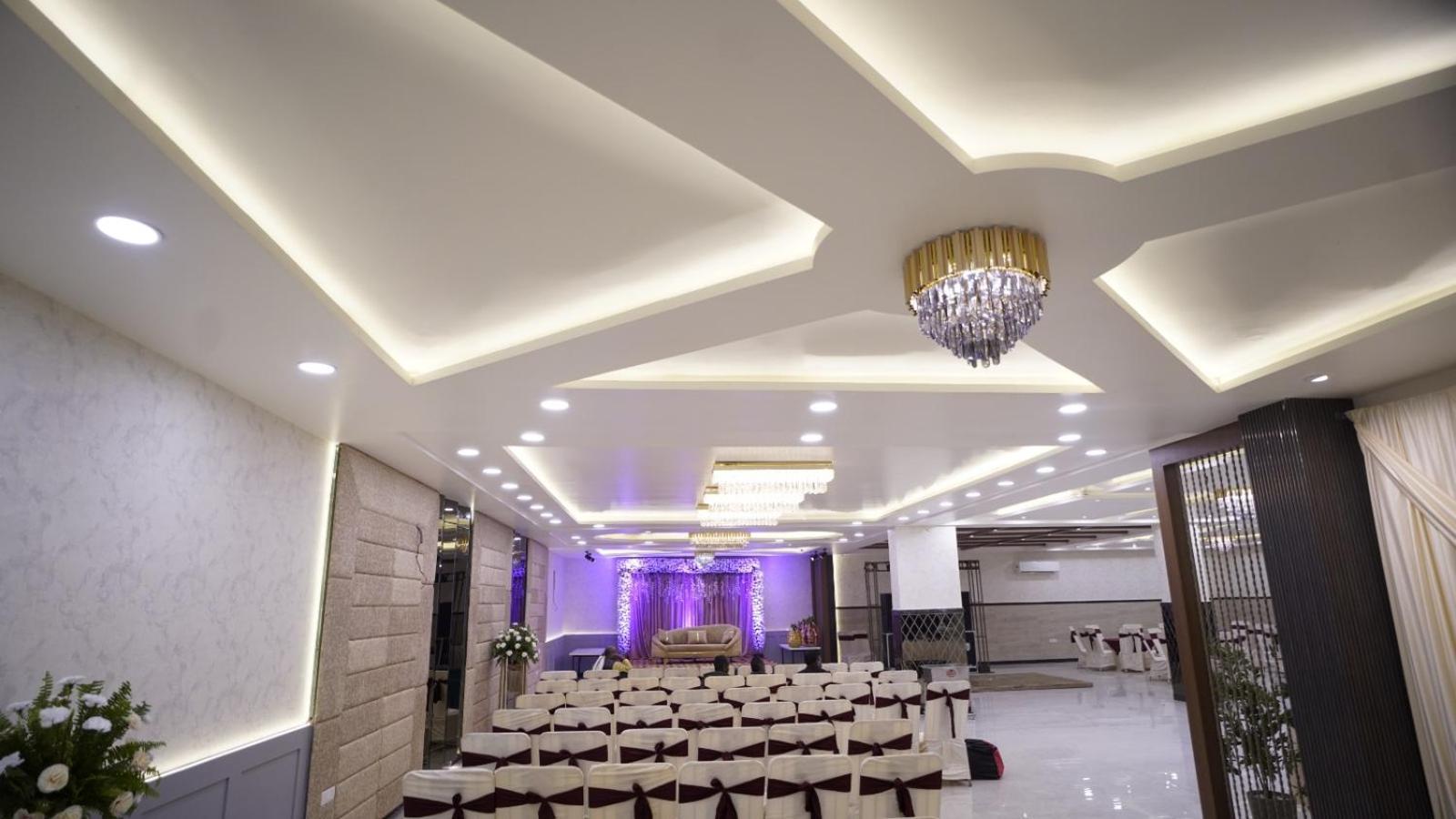 The Imperial Hotel And Convention Centre Kanpur Eksteriør billede