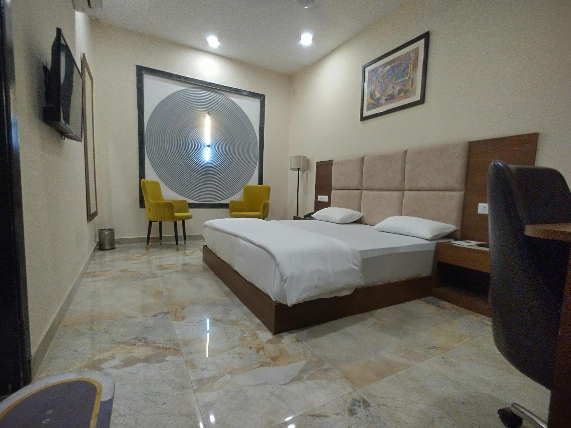 The Imperial Hotel And Convention Centre Kanpur Eksteriør billede