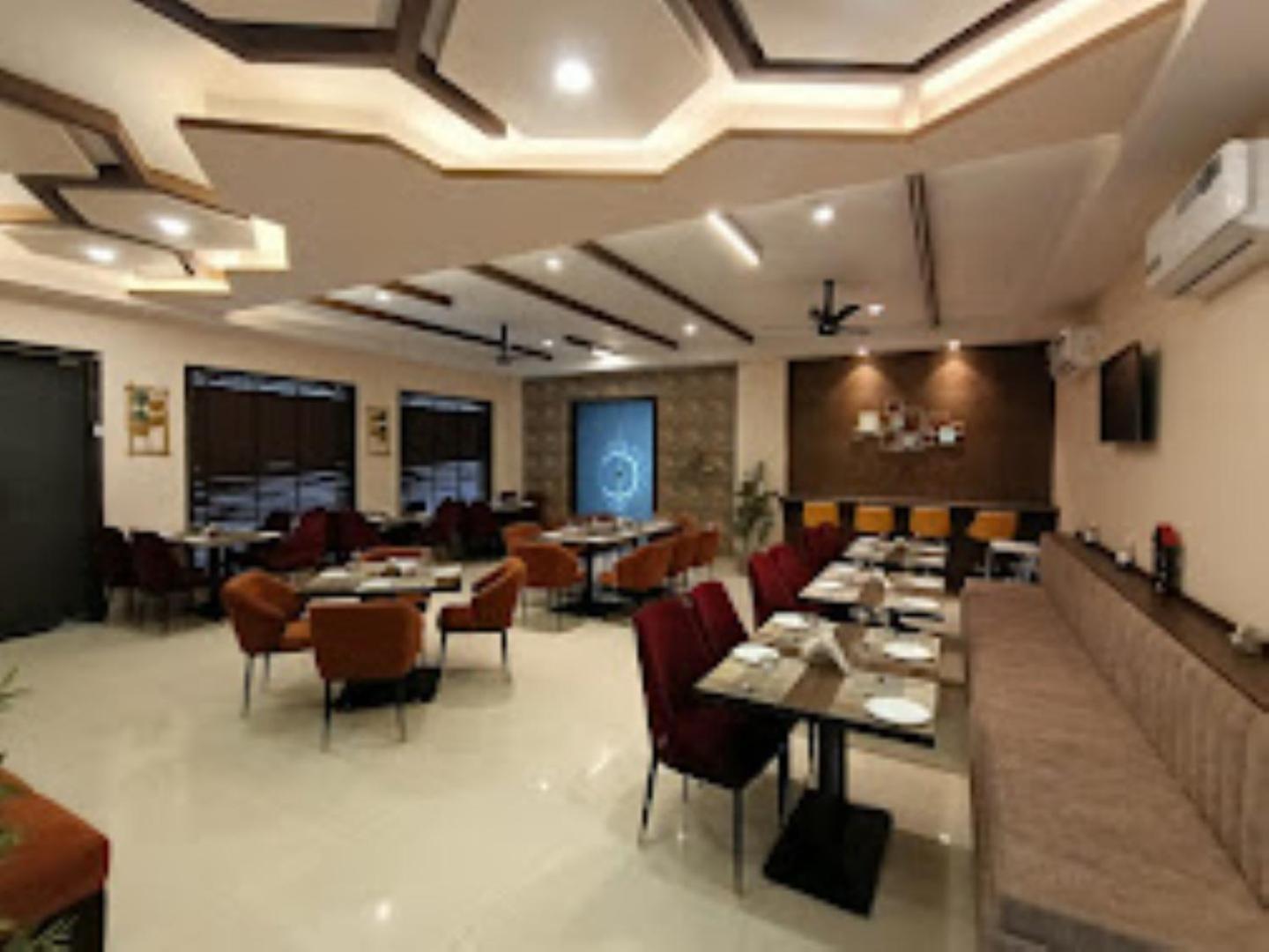 The Imperial Hotel And Convention Centre Kanpur Eksteriør billede